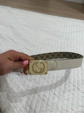 Gucci Cream Leather Belt with Gold Double G Buckle